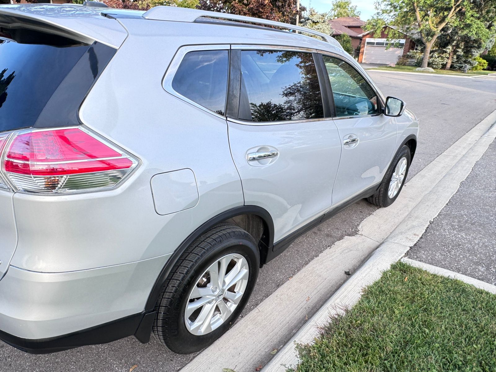 
								Nissan Rogue 2016 full									